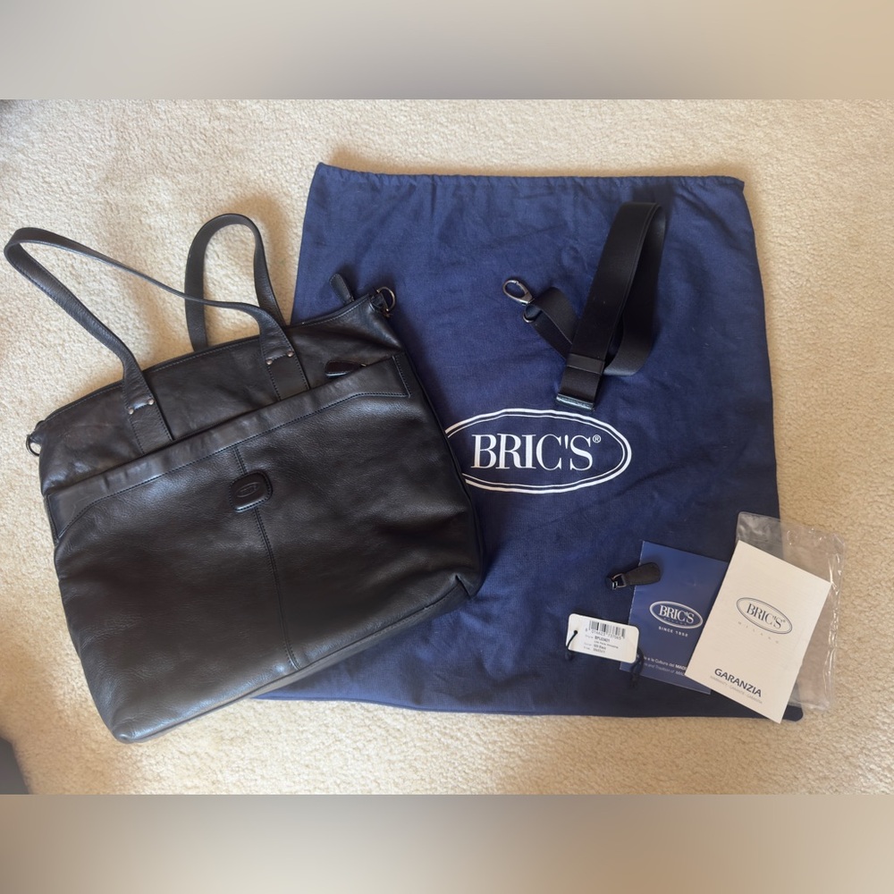 Bric's Black Leather Shoulder Bag